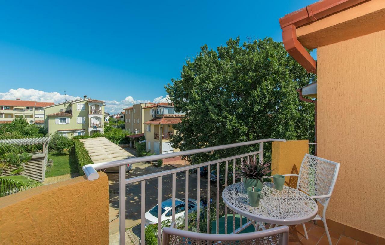 Apartman Tea Novigrad Istria エクステリア 写真